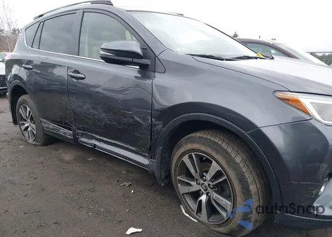 2018 Toyota Rav4 Xle z USA, uszkodzony, nr VIN JTMRFREV2JD240904